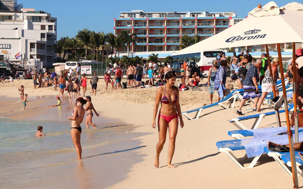 Sonesta Maho Beach Resort, Svätý Martin